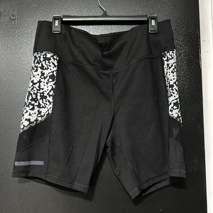 AVIA biker shorts. XL
